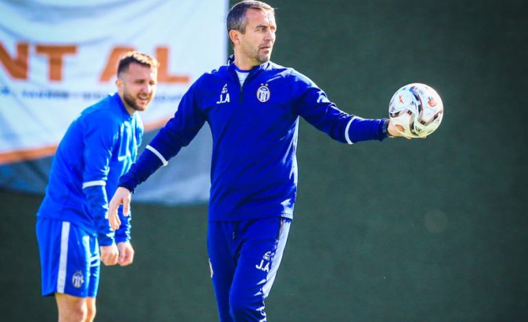 Te Tirana “harrojnë” derbin, Ahmataj-Abazaj: Fokusi tek Erzeni, sfidë e vështirë