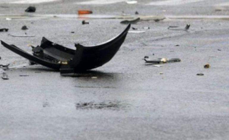 Aksident me pasojë vdekje në aksin rrugor Milot Morinë! Automjeti përplaset me barrierën anësore vdes shoferi 21-vjeçar