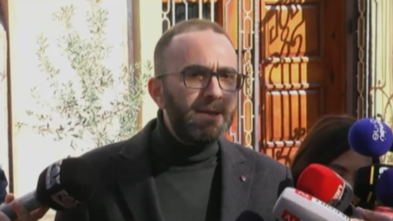 Do ta votoni Amnistinë Penale? Bardhi pas mbledhjes së grupit parlamentar: Do të vijojë aksioni më Parlament
