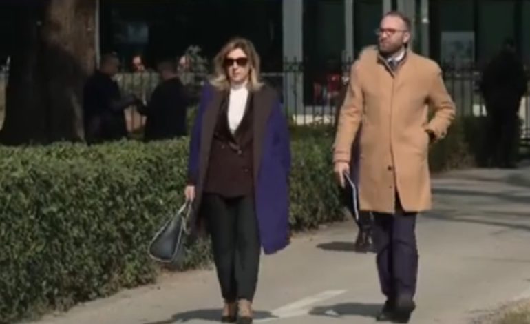 Përfundon mbledhja e grupit Bardhi-Berisha, çfarë u diskutua para protestës