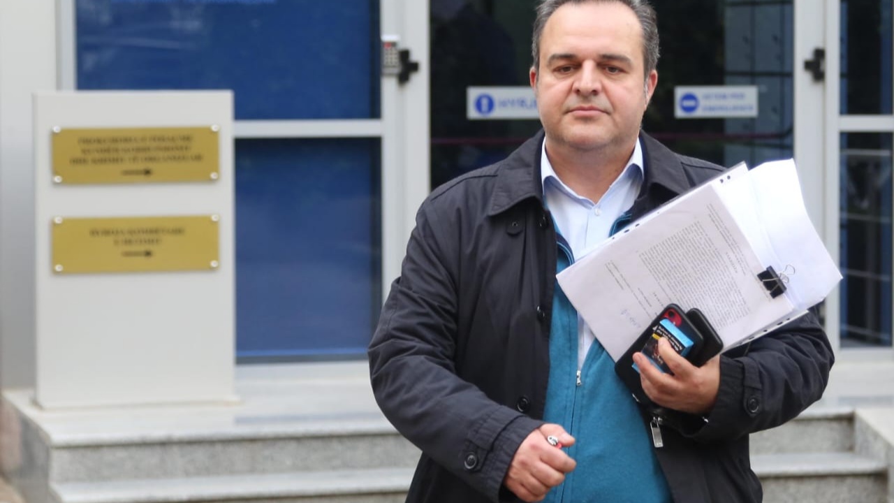 Korrupsion dhe pastrim parash, mjekut Edvin Prifti i komunikohen akuzat në SPAK
