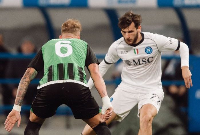 VIDEO/ Napoli “shfryn” ndaj Sassuolos, Rrahmani si bomber, pikët në “kasafortë”