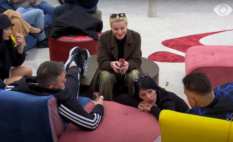 Deklarata e Albit “trazon” Ledionën: Çift të vërtetë në shtëpi shoh vetëm ty dhe…