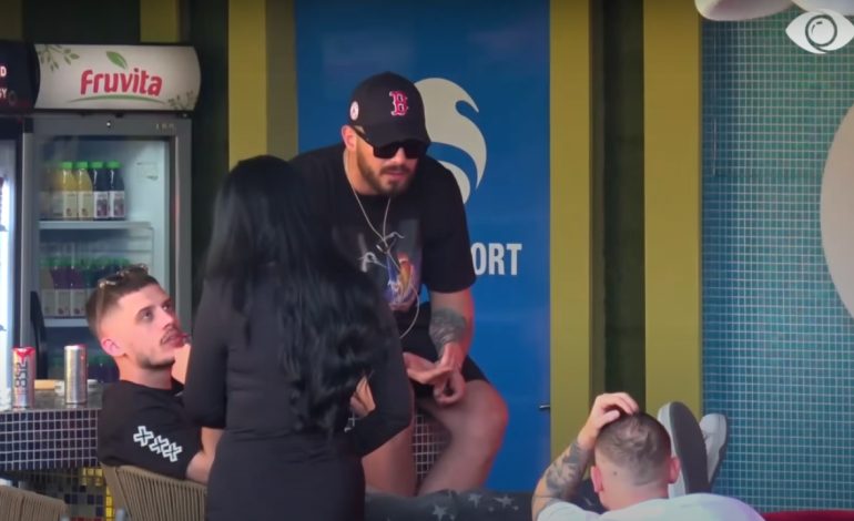 Romeo dhe Graciano nuk lënë pas debatet e prime-t, agravon situata: Ajo që më bëre a nuk ishte grusht apo shkelm?!