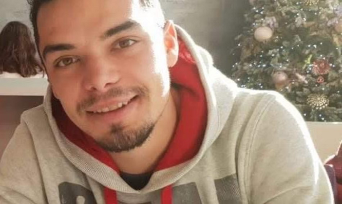 The Guardian: Tragjedia e muzikantit shqiptar, ëndrra e të cilit u pre në anijen e azil-kërkuesve në Angli (fotot)