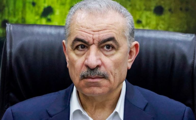 Kryeministri Mohammed Shtayyeh dhe qeveria e Autoritetit Palestinez japin dorëheqjen