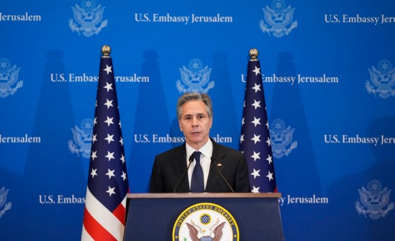 Blinken thotë se armëpushimi është ende i mundur, megjithë qëndrimet shumë të ndryshme të Izraelit dhe Hamasit