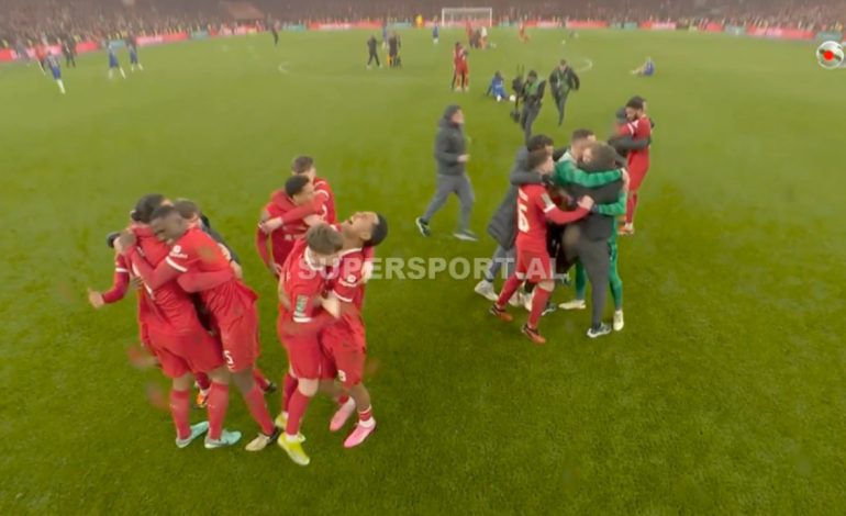 Wembley ngjyroset i kuq, Liverpool mposht Chelsean në një finale dramatike