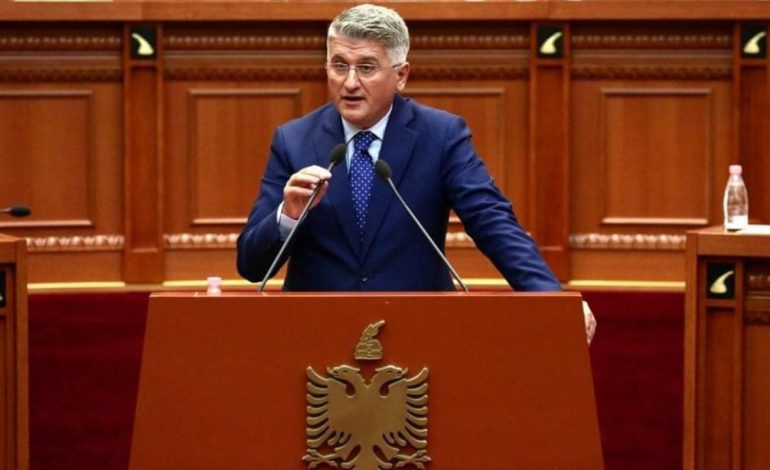 “Fati i opozitës lidhet drejtpërdrejt me fatin e Shqipërisë”, Gjekmarkaj letër Apelit për vulën e PD: Kjo çështje nuk mund të zvarritet më