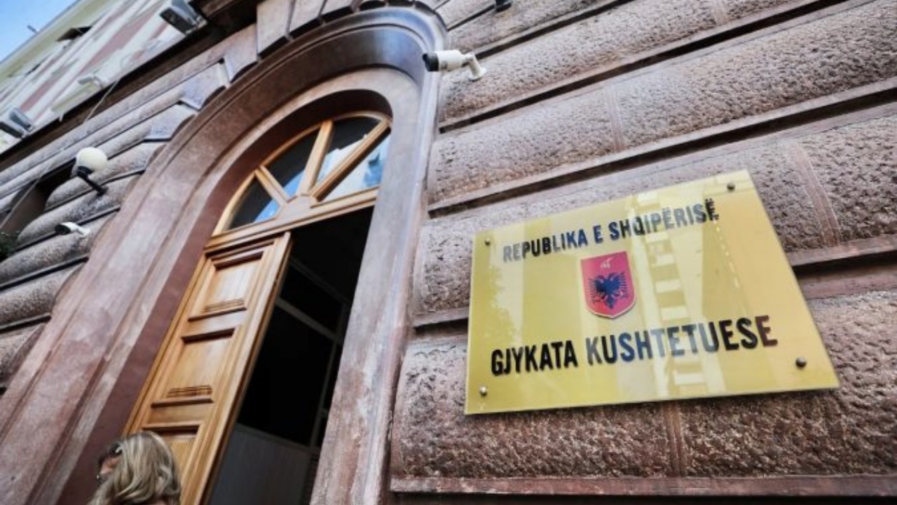 Harta e re gjyqësore/ Gjykata Kushtetuese rrëzoi kërkesën e Dhomës së Avokatisë, zbardhet vendimi i plotë