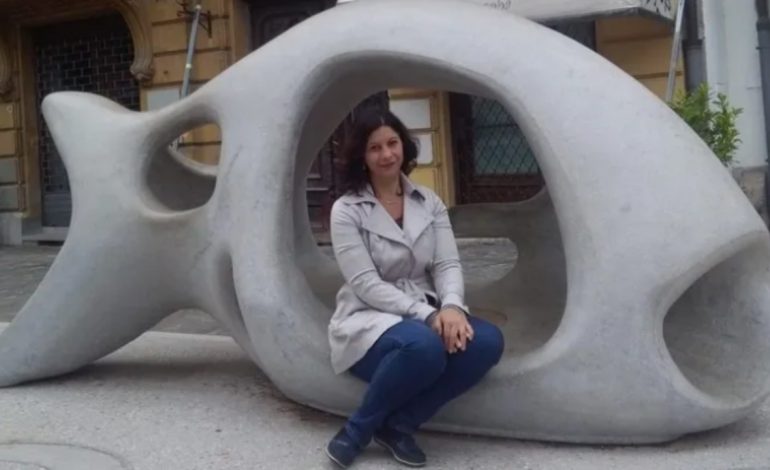 “Po luftoj fort për jetën”, për herë të dytë përballë sëmundjes së rëndë, 17 mijë eurot mblidhen në pak orë për mësuesen Ina Kasimati  