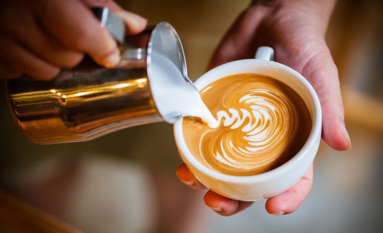 Pse Kafeja Shkakton Nervozizëm dhe Ankth tek Disa Njerëz