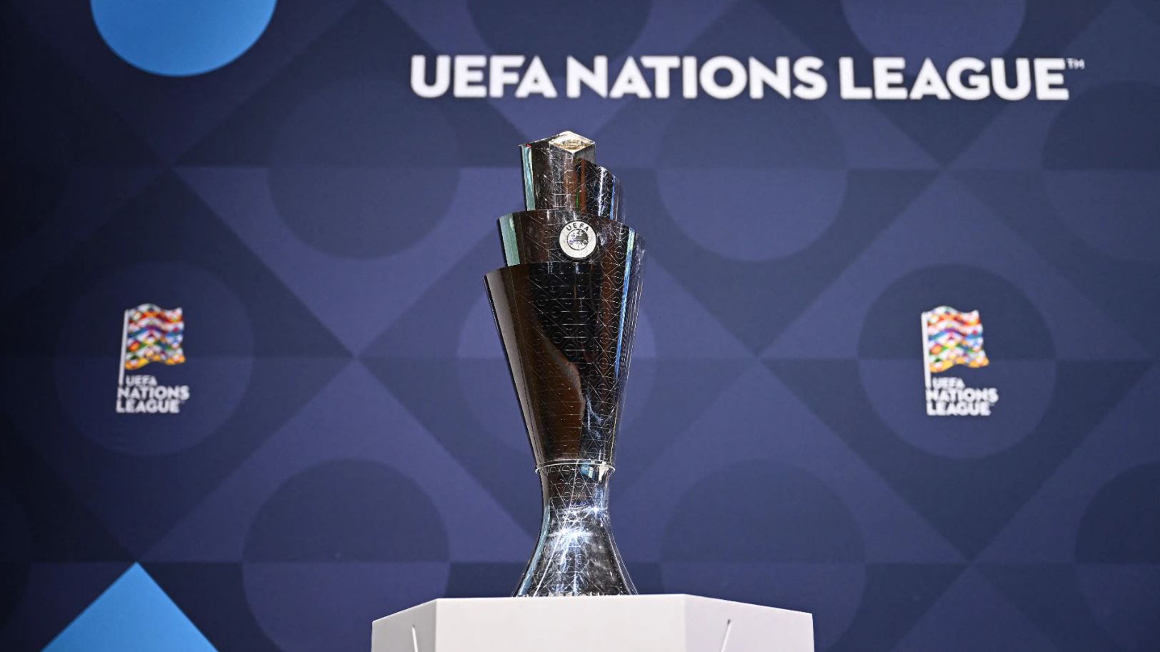 Goglat kthehen në “mallkim” për Italinë, por “ferr” e konsideron edhe Deschamps, Liga e Kombeve premton spektakël