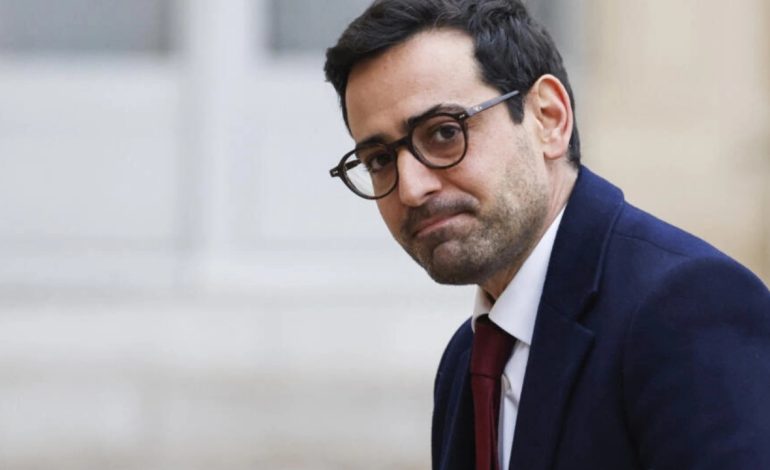 “Navalny e pagoi me jetën e tij kundërshtimin e Putinit”, reagimi i ministrit të Jashtëm francez pas vdekjes së liderit të opozitës ruse