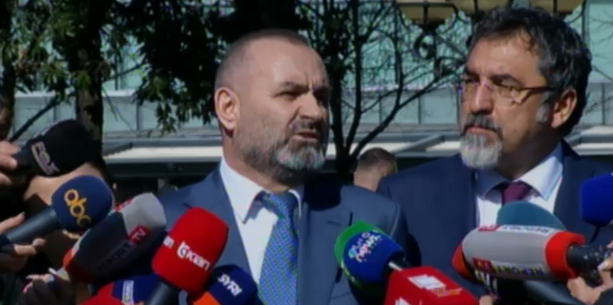 PS tërhoqi draftin për Amnistinë, Manja: Nuk kërkojmë vota nga Basha dhe askush tjetër, çifti Bardhi- Noka…