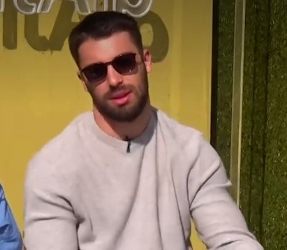 Humbja e të mbathurave/ Meritoni- Françeskës: Do mbetesh pa rroba!