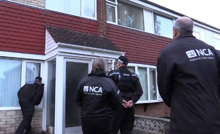 Hetim pasurive të shqiptarëve të dënuar/ FBI-ja angleze, i sjell SPAK listën e “çunave të Londrës”