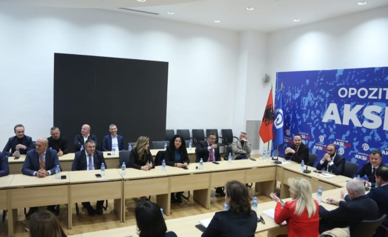 Bashkohen deputetët e Partisë Demokratike/ Mblidhet grupi i PD dhe Këshilli Kombëtar! Bardhi: Jo më përçarje dhe konflikte