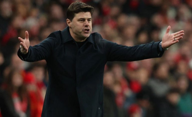 Pochettino-s i “shtrëngohet laku”, por trajneri i kalon topin drejtuesve: Nuk vendos unë