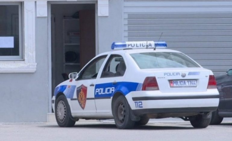 E rëndë në Fier! Tentoi të përdhunonte motrën e tij 16-vjeçe, arrestohet 26-vjeçari
