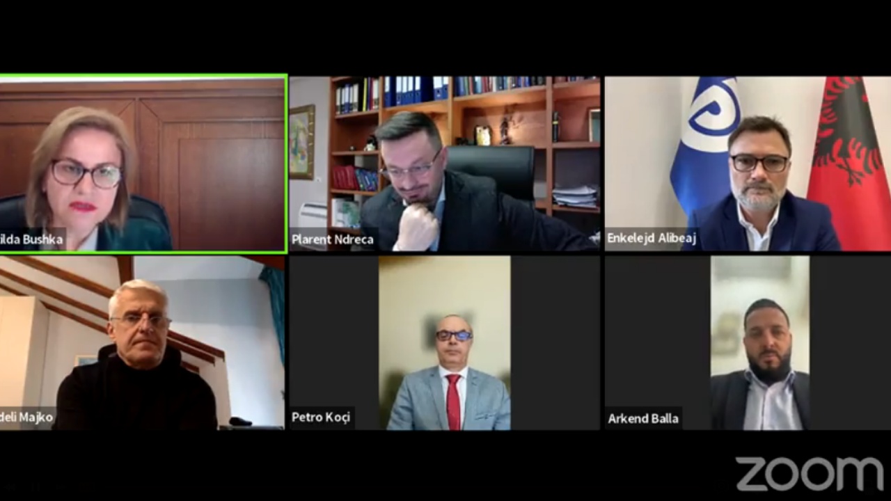 Amnistia Penale/ Debat në komision, Alibeaj: Të na jepet kohë për të studiuar variantet e reja, s’mund të ecim me shpejtësi! Felaj: Ka tre muaj që pret
