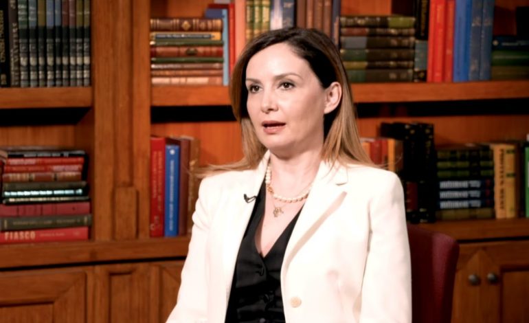 “Nuk më vjen mirë që sulmohet SPAK”, Tabaku për VOA-n: PD të mos përfshihet në betejën e Berishës me drejtësinë