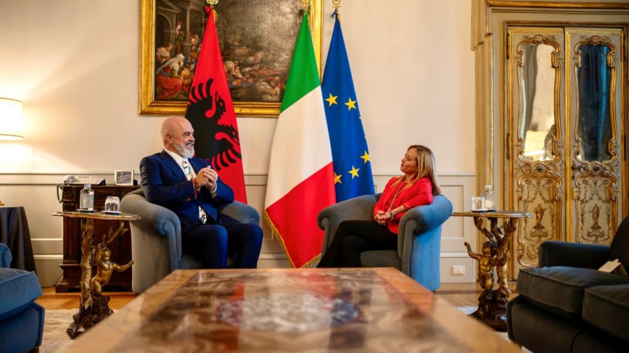 Marrëveshja Rama-Meloni për emigrantët, Senati italian i jep dritën jeshile projektligjit me 93 vota pro