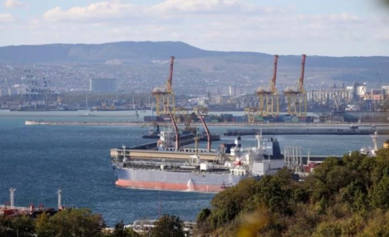 G7 paralajmëron shkelësit e rregullave për blerjen e naftës ruse