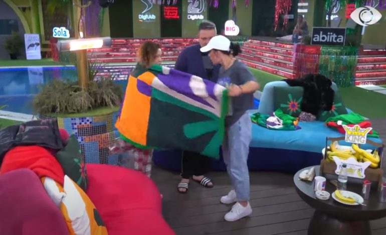 “Je e degjeneruar”/ Agravon debati mes banoreve, Lediona i tërheq batanijen Eglës: Mos ma hidh mua në fytyrë, e poshtër