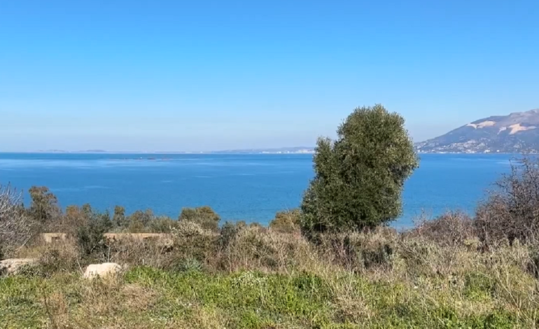 “Shqipëria nuk është siç portretizohet tek filmi Taken”, turistë nga Holanda e Polonia turne në bregdetin e Vlorës