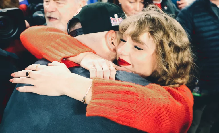 ‘Po e shijoj çdo minutë’/ Travis Kelce flet për romancën me Taylor Swift