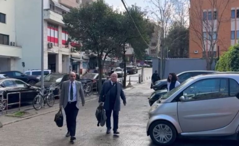 Berisha kërkon të shkojë në Kuvend/ Seanca në Apel, vendimi pritet të jepet në orën 15:00