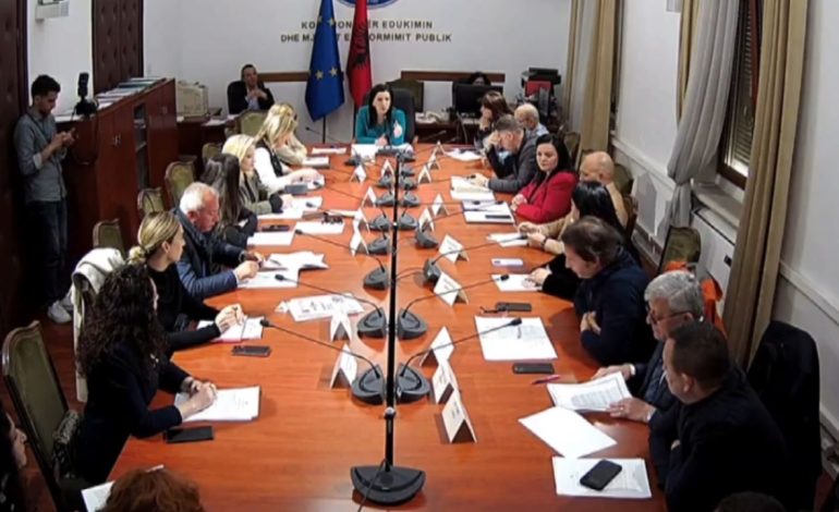 Basha dhe Rithemelimi bëjnë rokadë/ Debati në komisionet kuvendore për “marrëveshjen me socialistët”