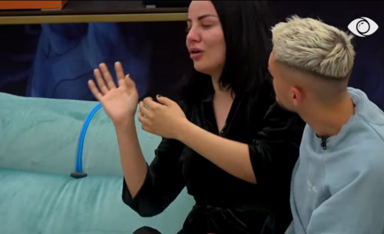 “Dua mamin”/ Çfarë ndodhi? Sara nuk i mban dot lotët, Bardhi i qëndron pranë