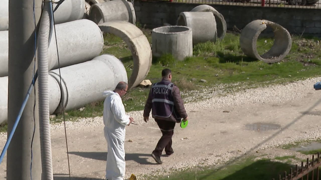 Dy vepra penale për incidentin në magazinë, vijojnë hetimet për tragjedinë