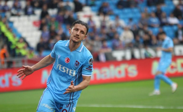 VIDEO/ Kryevepër në Turqi, Enis Bardhi realizon eurogol ndaj Fenerbahces