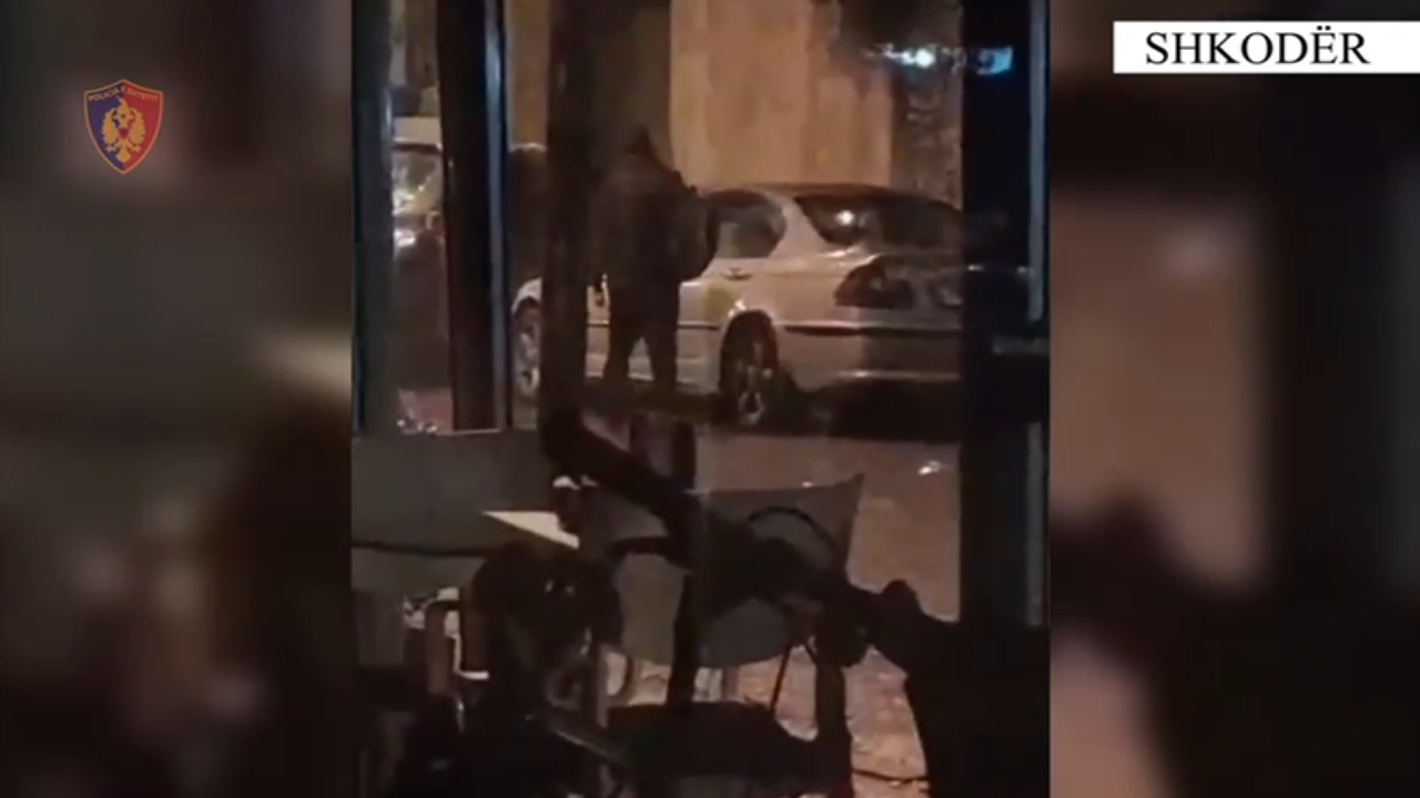 Vodhi automjetin dhe çantën me sende personale të 20-vjeçarit, vihet në pranga autori! Çfarë zbuloi policia