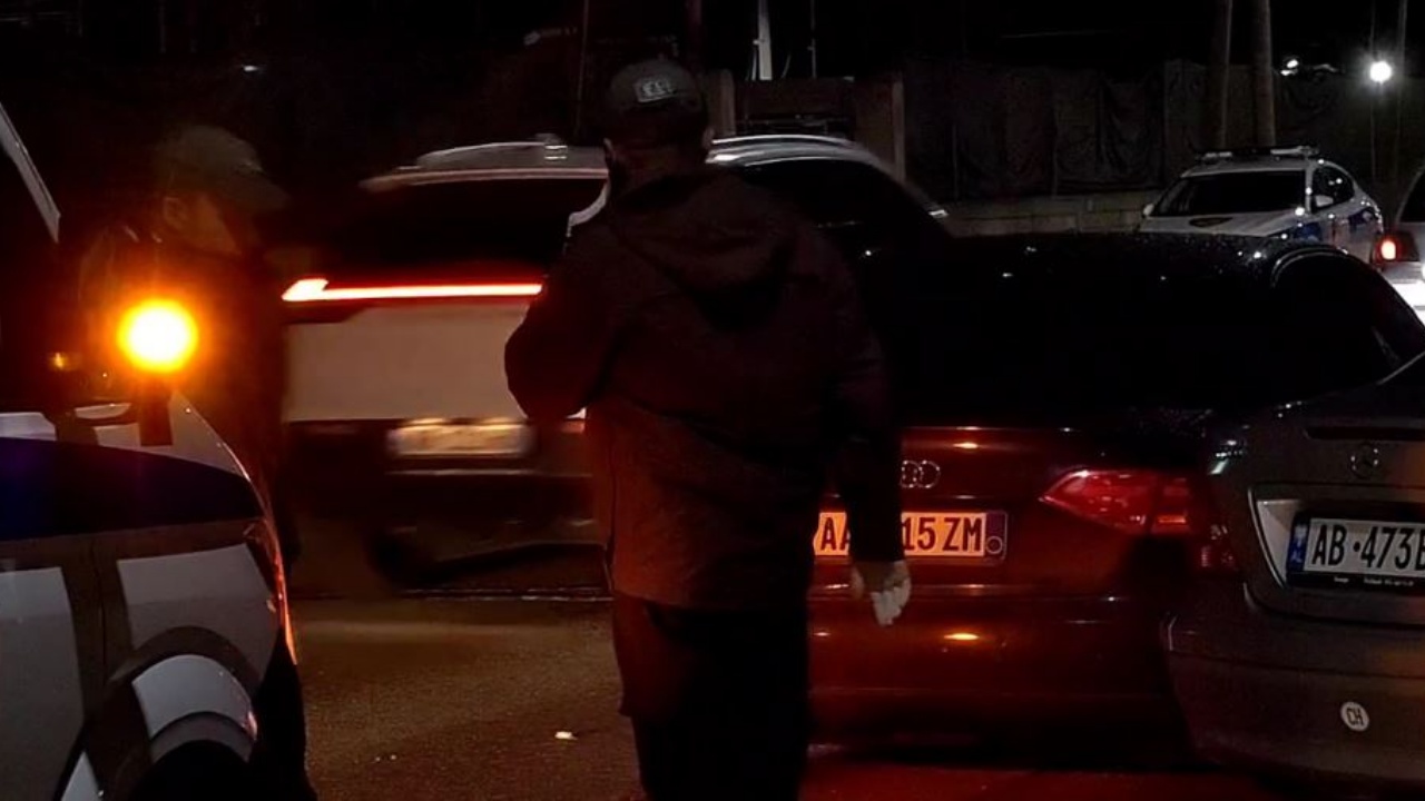 Disa orë pas shpërthimit shkatërrues, mbërrin në vendin ku ndodhi ngjarja njësia anti-eksploziv