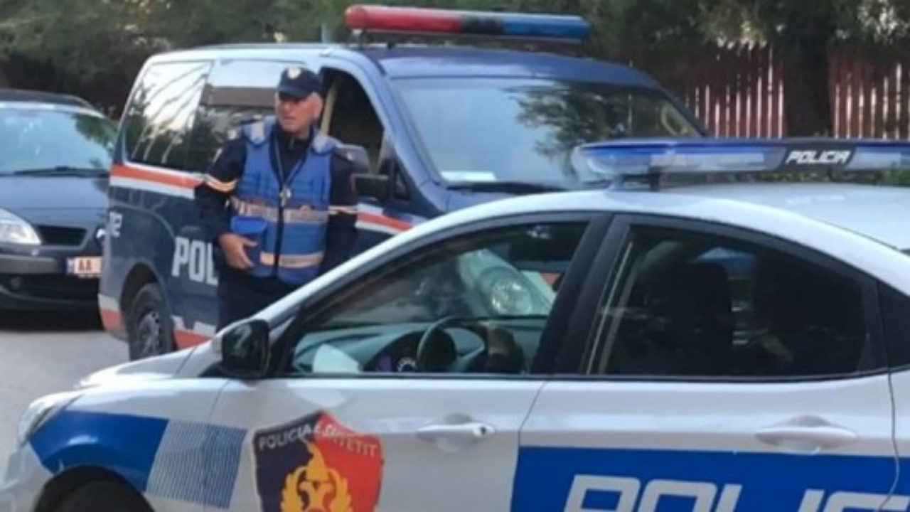 Të shtëna me armë dhe në fshatin Cukas të Lushnjës, drejt vendngjarjes nisen dy ambulanca