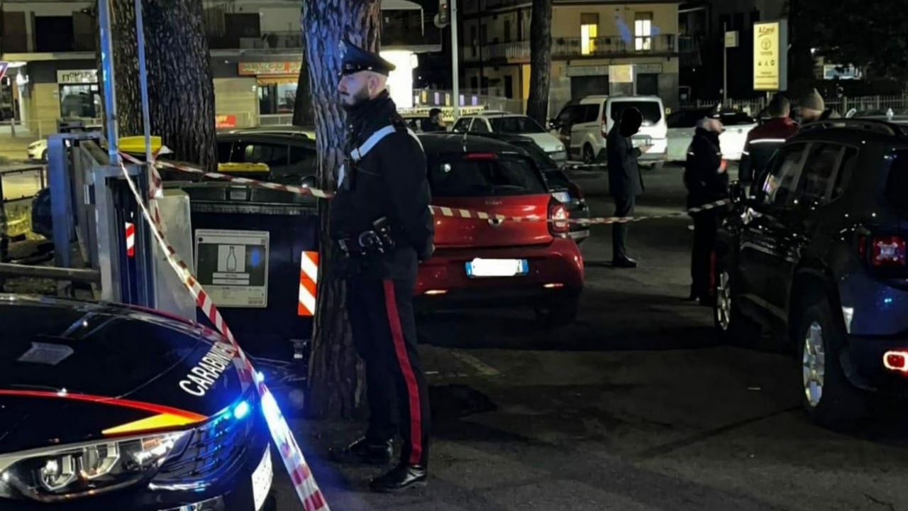 Të shtëna me armë zjarri në Casilina, plagosen dy të rinjtë shqiptarë! Dyshohet për larje hesapesh, shkak e kaluara kriminale