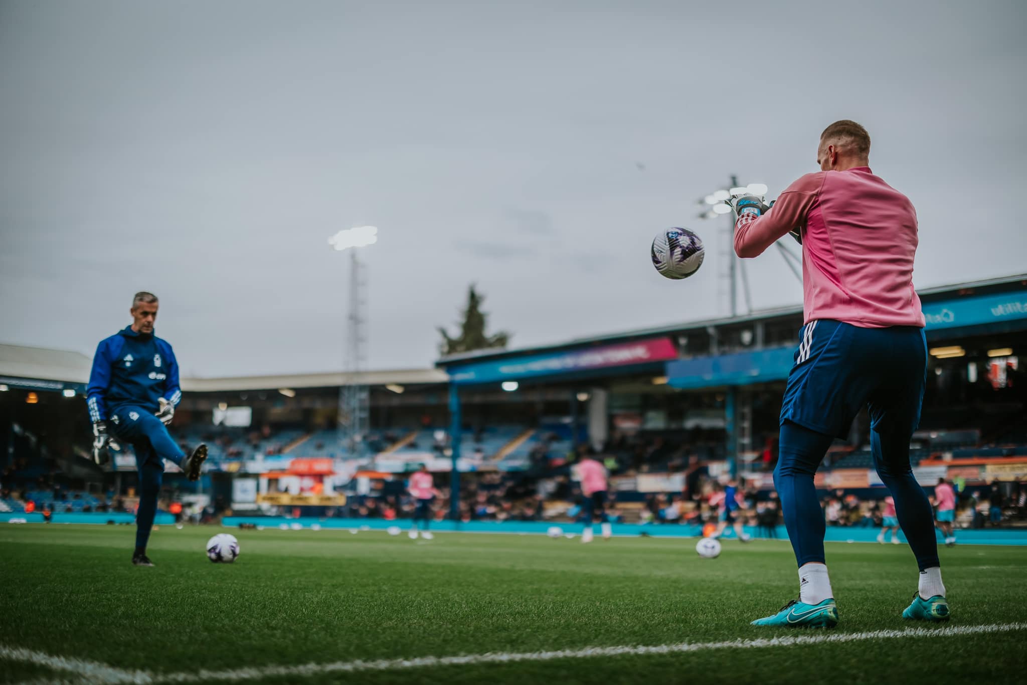 Probleme për klubin e Premier League, penalizohet me zbritjen e pikëve nga klasifikimi, arsyeja