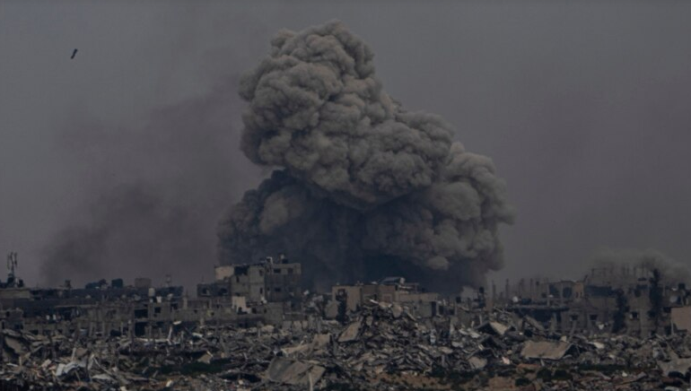 Ç’po ndodh në Gaza? Izraeli nis një tjetër operacion në spitalin më të madh, të strehuarit aty: Po qëllojnë, nuk lëvizim dot!