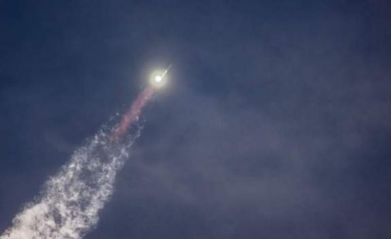 Elon Musk guxon, nis për të tretën herë “Space X”! Sërish probleme pak pas nisjes