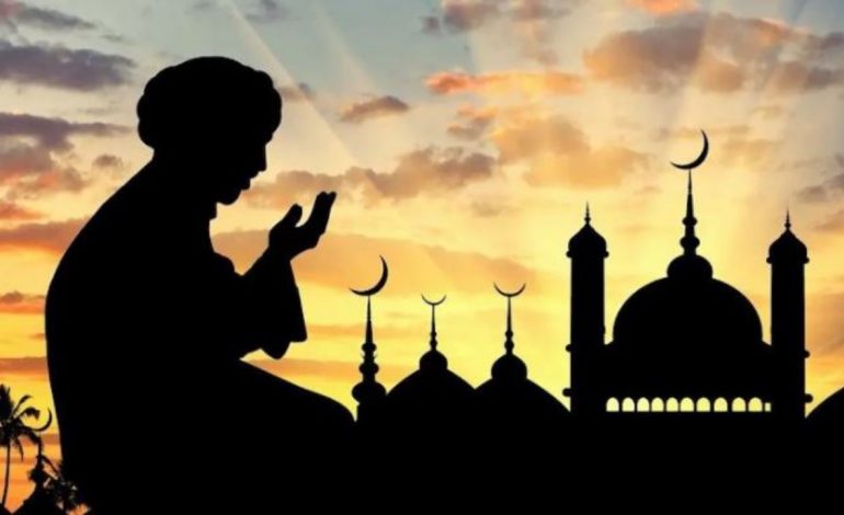 Muaji i shenjtë i Ramazanit, besimtarët myslimanë nisin nesër agjërimin