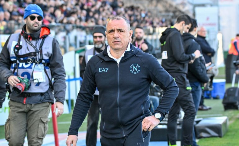 Monitorim nëpërmjet një droni, trajneri Calzona lë Napolin. Kujt i besohet skuadra?