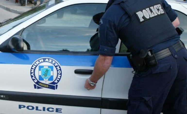 Greqi/ Sulmoi partneren duke e plagosur rëndë në kokë, arrestohet i riu shqiptar