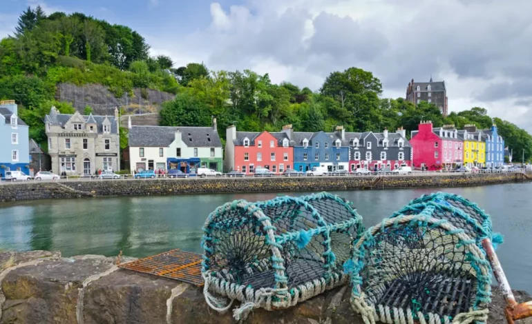 Ky ishull kërkon mjekë dhe mësues, me rroga “përrallore”