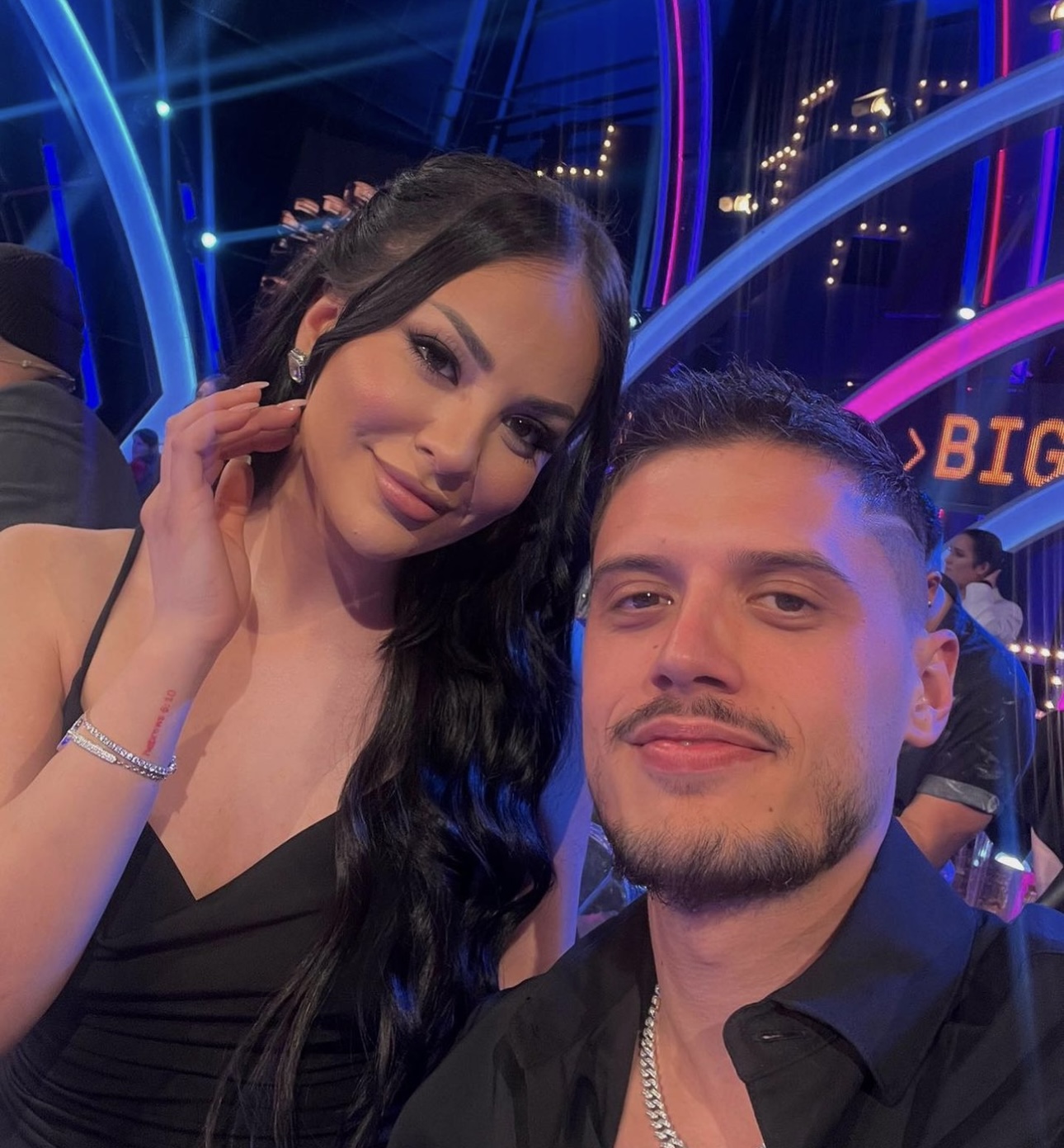 Bardhi rikthehet në “Instagram” me dedikimin e ëmbël për Sara Gjordenin