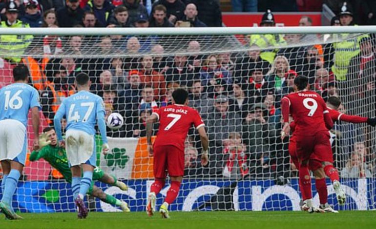 Spektakël pa fitues në Anfield, City reziston përballë Liverpoolit