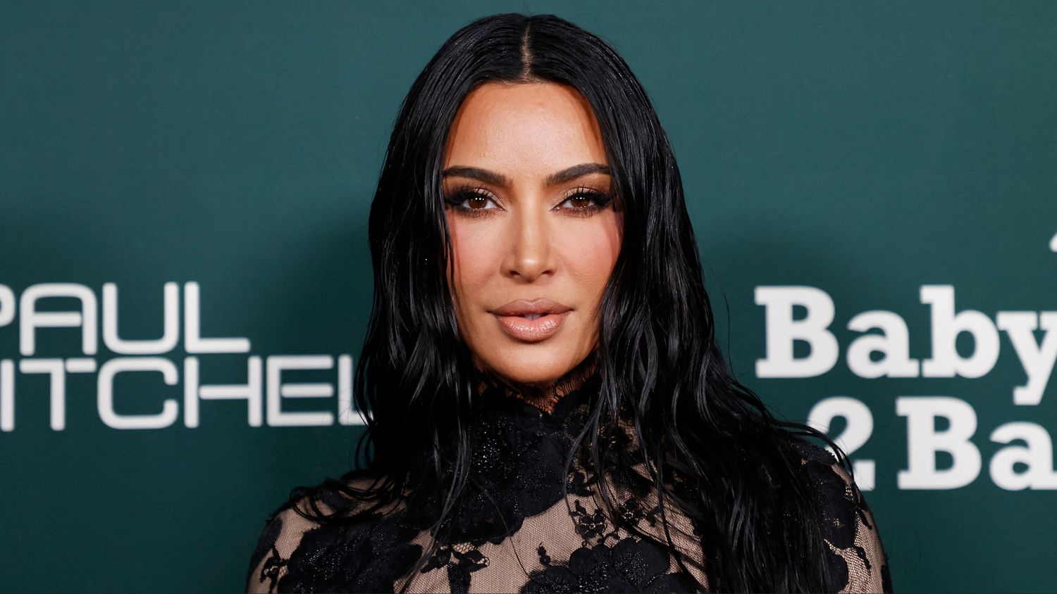 Reagon Kim Kardashian pasi Kanye West i kërkoi të hiqte fëmijët nga shkolla